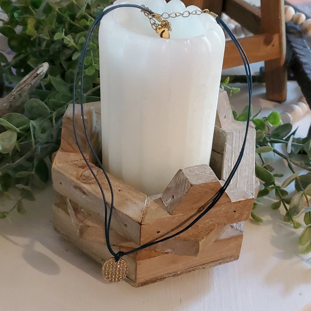 Lia sophia necklace